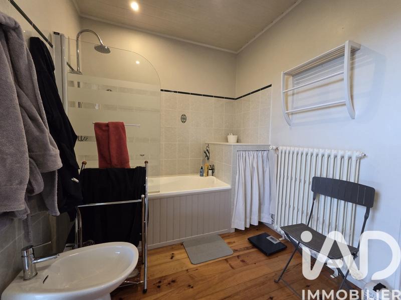 Maison - 225 m² - 5 pièces