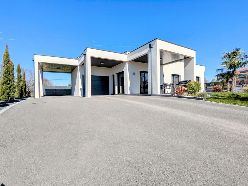 Maison - 107 m² - 5 pièces