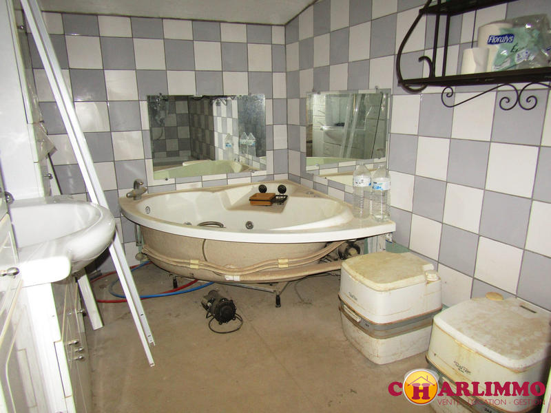 Maison traditionnelle - 82 m² - 3 pièces