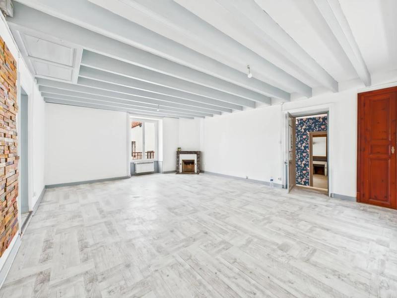 Maison - 291 m² - 6 pièces