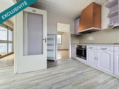 Maison - 95 m² - 5 pièces