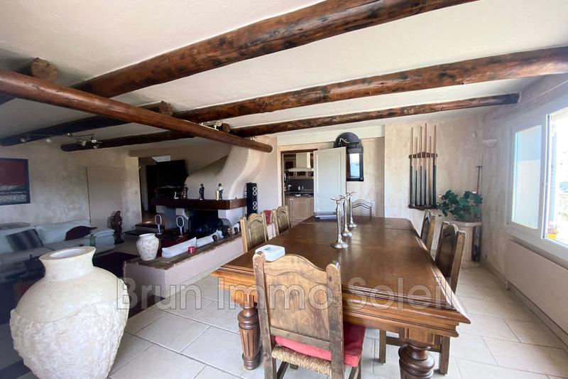 Maison - 180 m² - 6 pièces