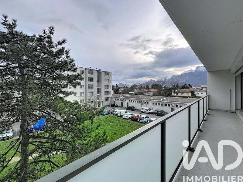 Appartement - 88 m² - 5 pièces
