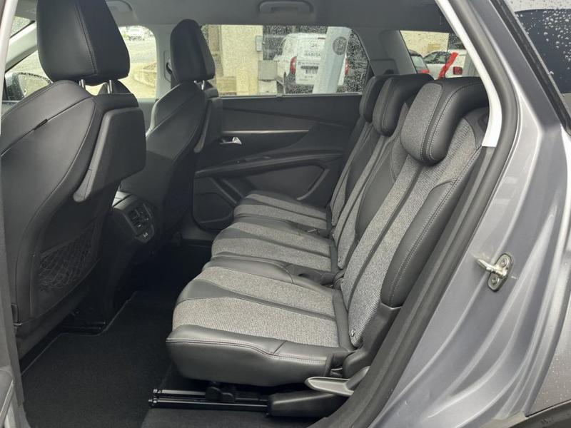 Peugeot 5008 II Puretech 130 s&amp;amp;S Allure (7 places)