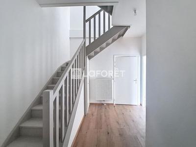 Maison - 106 m² - 5 pièces