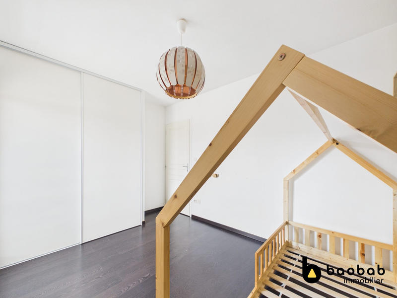 Appartement - 81 m² - 4 pièces