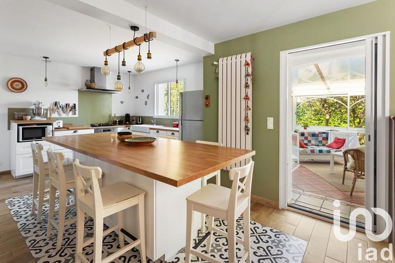 Maison - 138 m² - 6 pièces