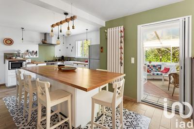 Maison - 138 m² - 6 pièces