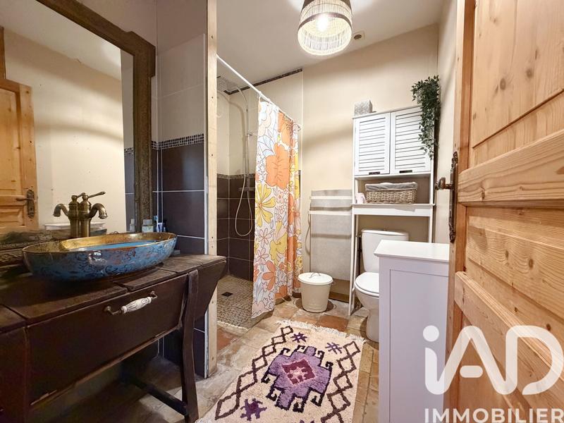 Maison - 217 m² - 6 pièces