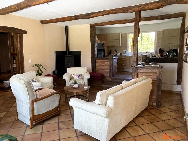 Maison - 138 m² - 5 pièces