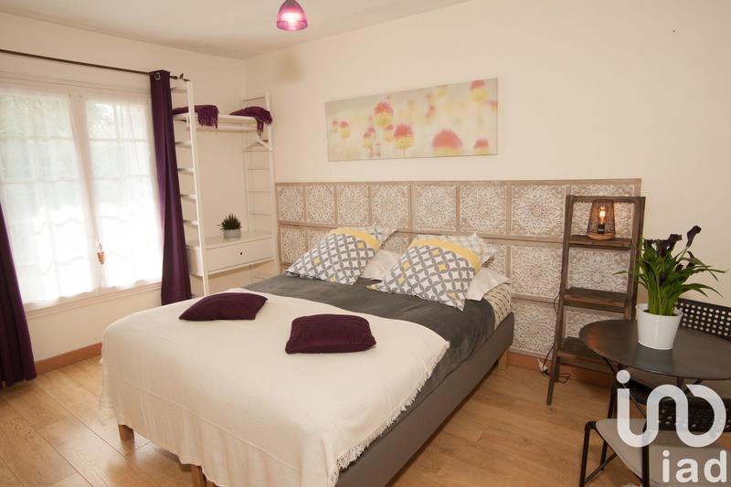 Maison - 260 m² - 7 pièces