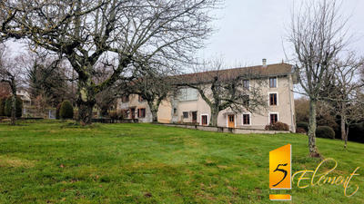 Ferme - 305 m² - 10 pièces