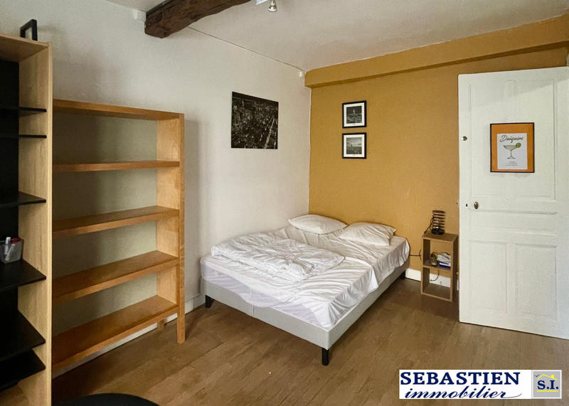 Appartement - 144 m² - 6 pièces