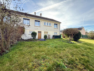 Maison - 93 m² - 5 pièces