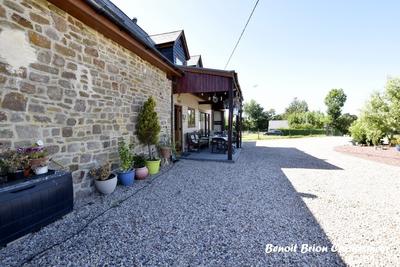 Maison - 153 m² - 7 pièces