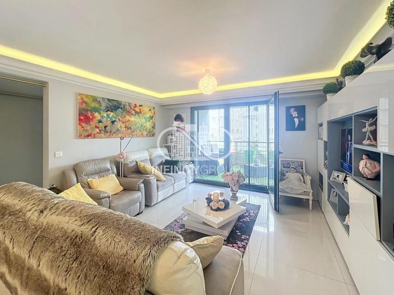 Appartement - 129 m² - 4 pièces