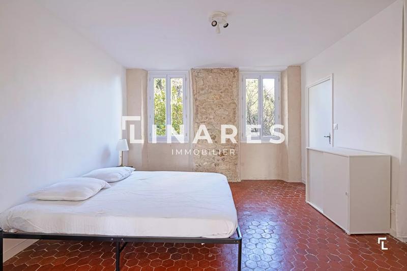 Appartement - 60 m² - 2 pièces