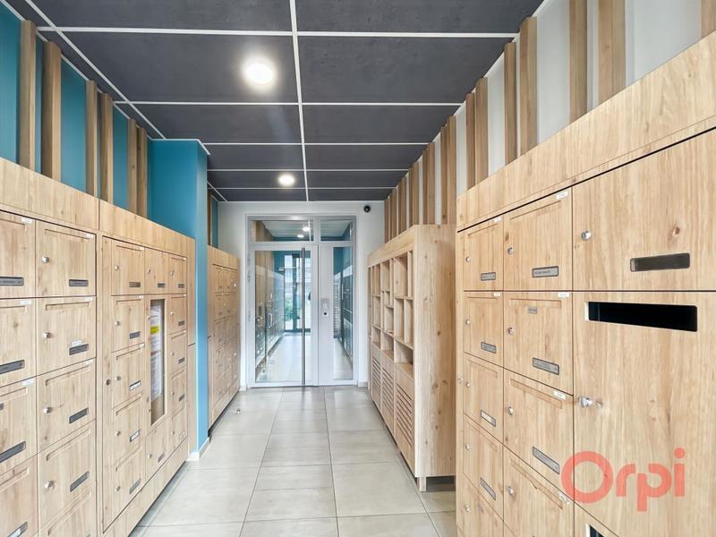 Appartement - 90 m² - 3 pièces