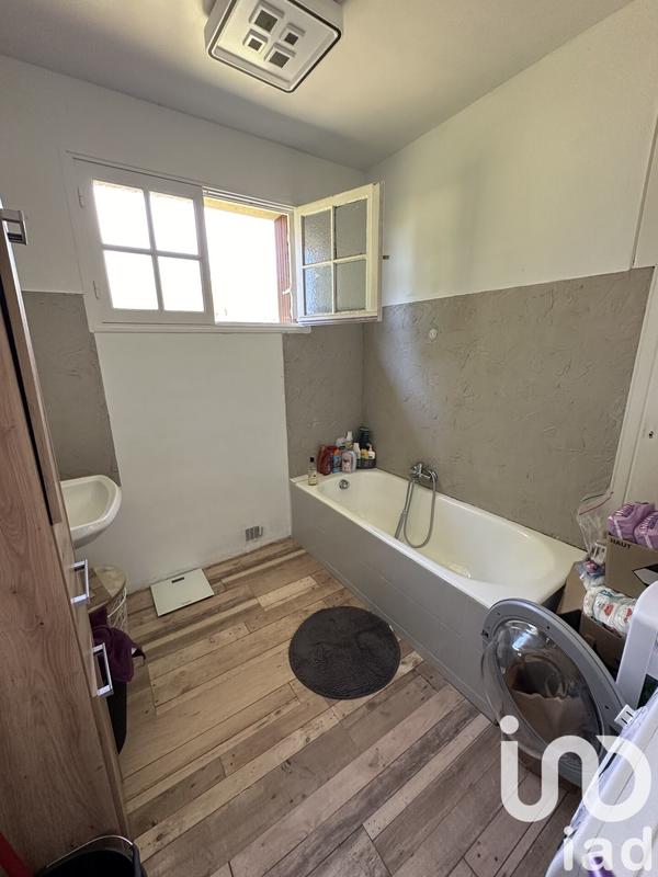 Maison - 98 m² - 4 pièces