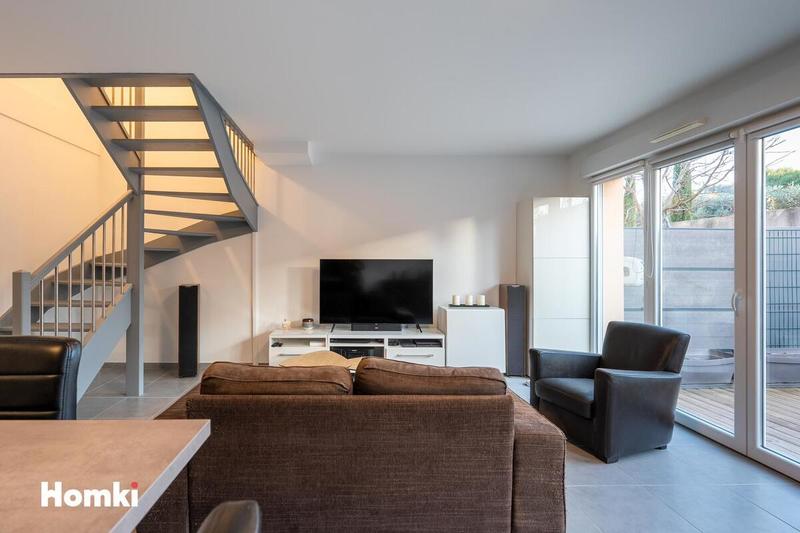 Maison - 90 m² - 5 pièces