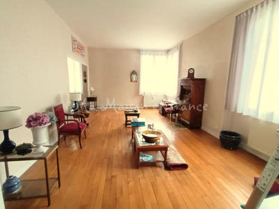 Appartement - 105 m² - 4 pièces