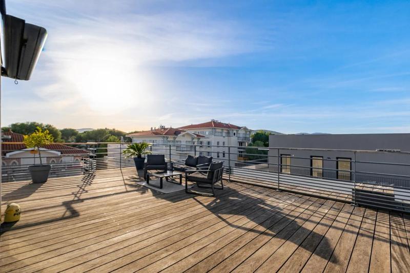 Appartement - 110 m² - 4 pièces