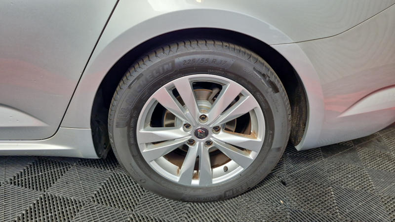 Renault Talisman estate blue dci 160 edc business