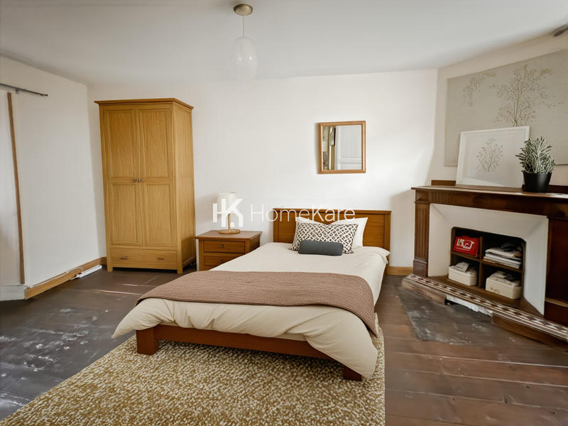 Maison - 180 m² - 6 pièces