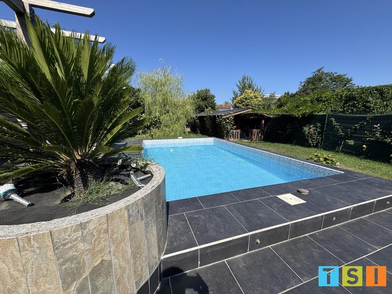 Maison - 135 m² - 6 pièces