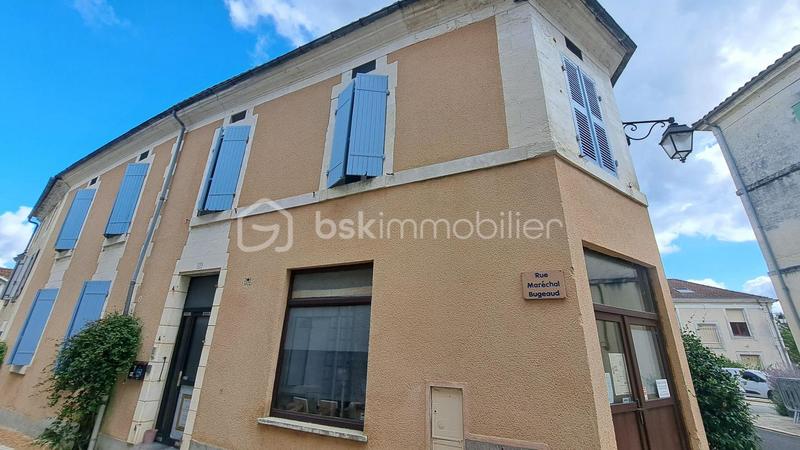 Appartement - 102 m² - 4 pièces