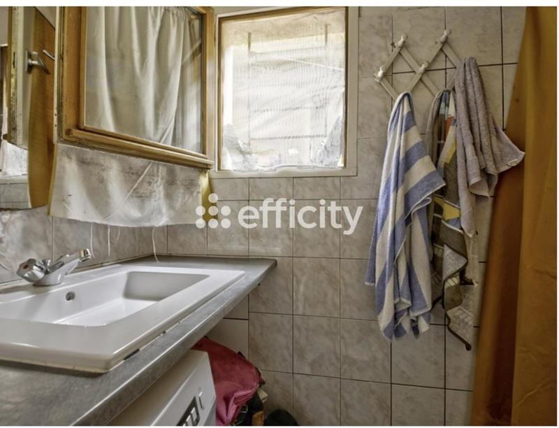 Immeuble - 285 m² - 14 pièces