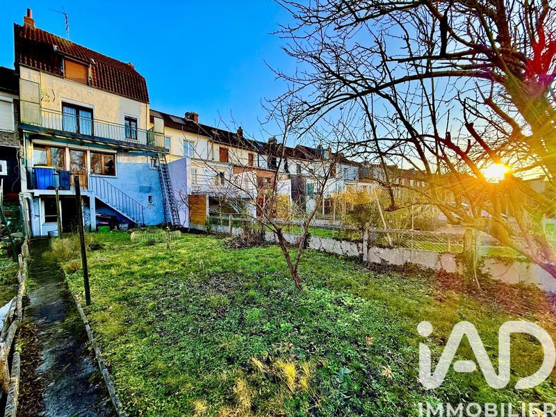 Maison de ville - 136 m² - 6 pièces