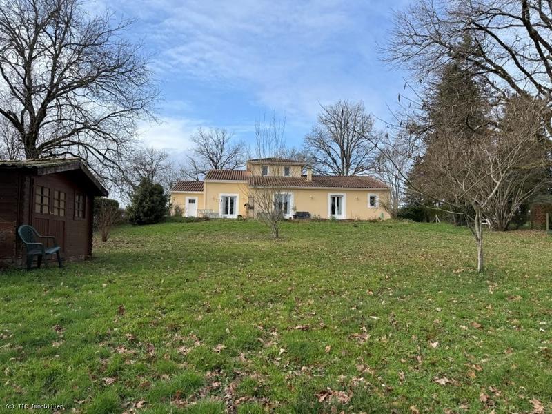 Villa - 165 m² - 6 pièces