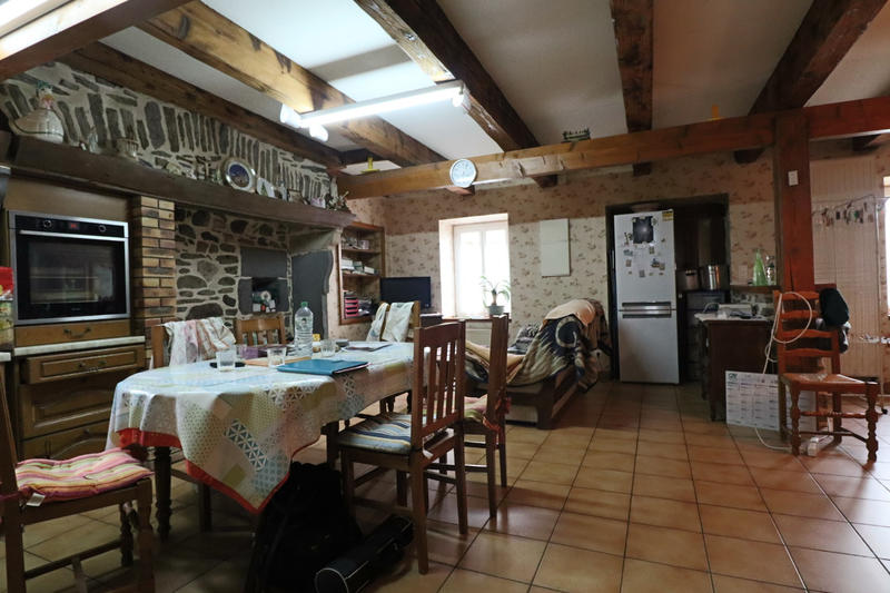 Maison de village - 120 m² - 7 pièces