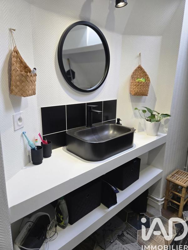 Maison - 186 m² - 6 pièces