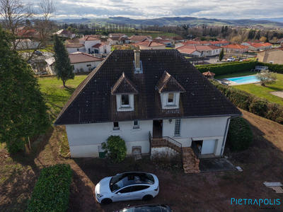 Maison - 175 m² - 6 pièces