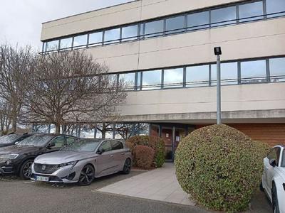 Bureau - 111 m² - 5 pièces