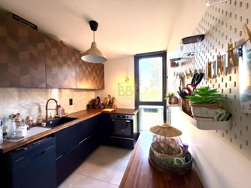 Appartement - 64 m² - 3 pièces