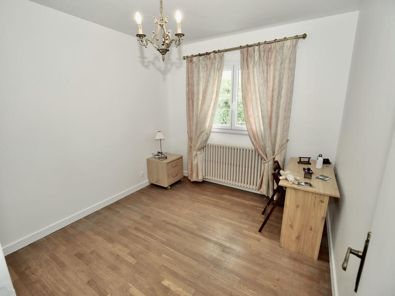 Maison - 130 m² - 8 pièces