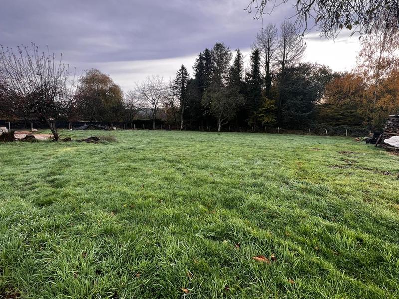 Terrain constructible - 2 033 m²