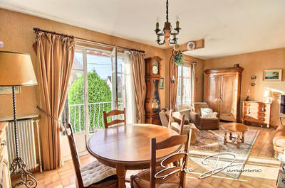 Maison - 80 m² - 4 pièces