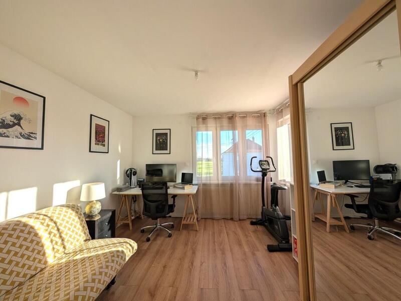 Maison - 97 m² - 5 pièces