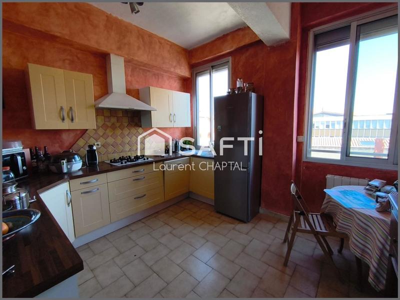 Appartement - 100 m² - 3 pièces