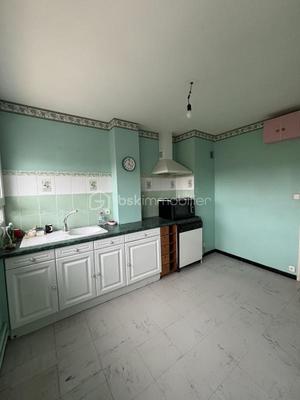 Appartement - 77 m² - 4 pièces