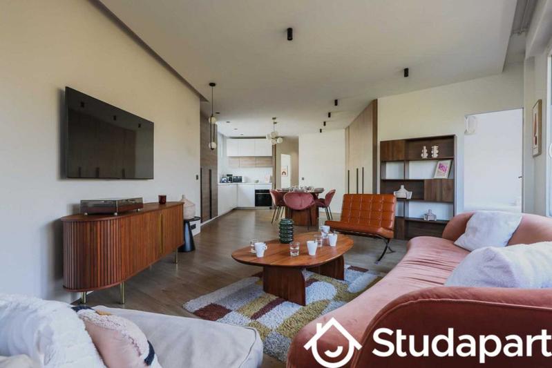 Appartement - 85 m² - 3 pièces