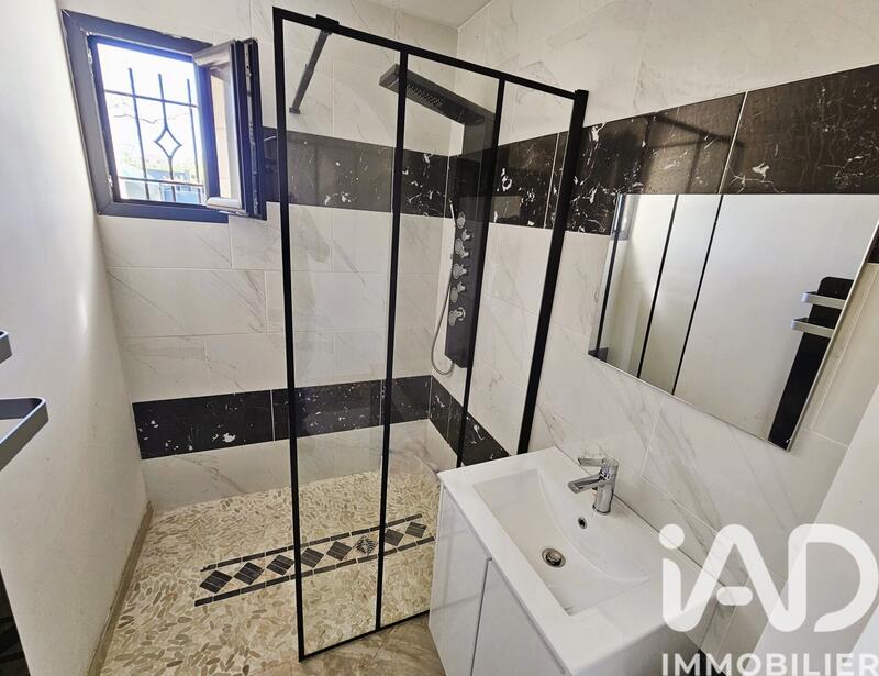 Maison de village - 140 m² - 5 pièces