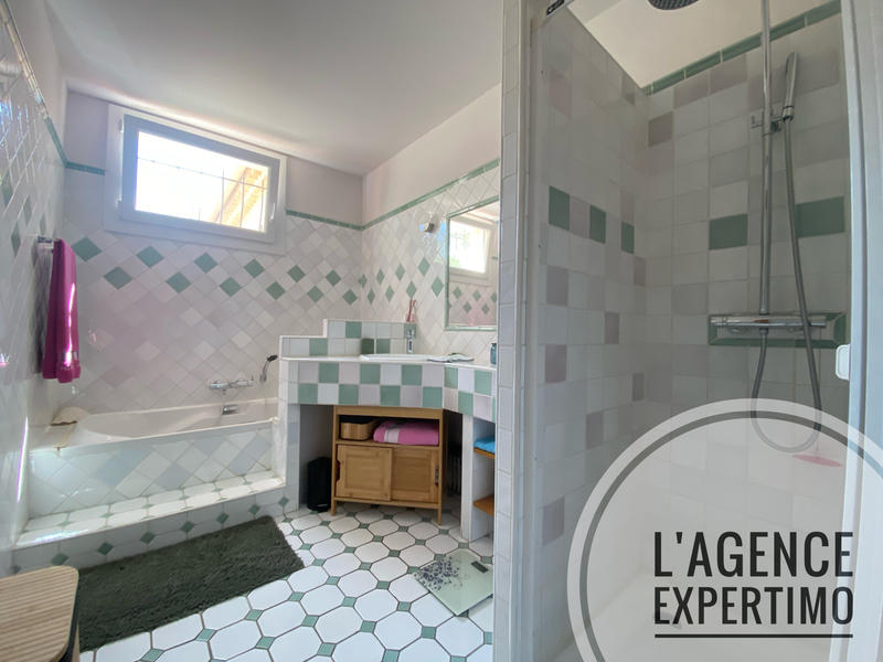 Maison - 171 m² - 6 pièces