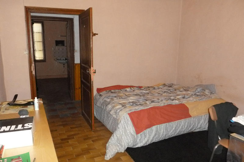 Maison - 250 m² - 14 pièces