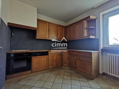 Appartement - 81 m² - 3 pièces