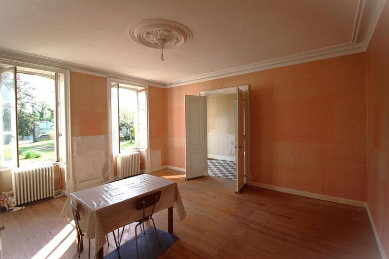 Maison - 273 m² - 11 pièces